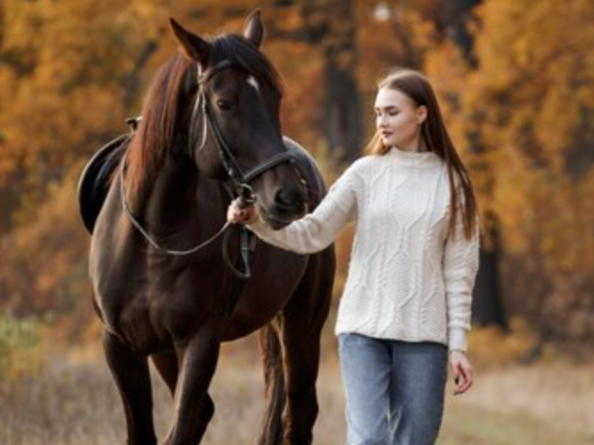 Host image thumbnail 1